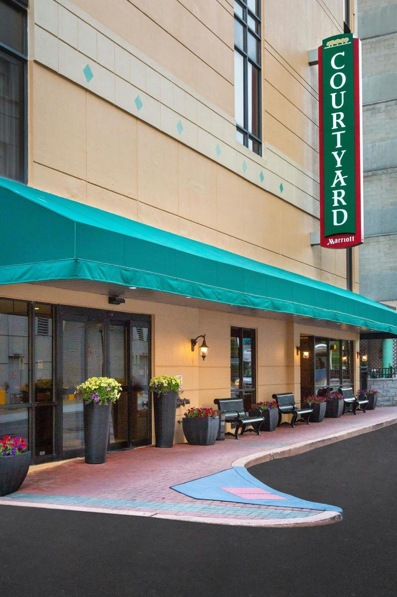 Courtyard Wilmington Downtown Hotel Luaran gambar